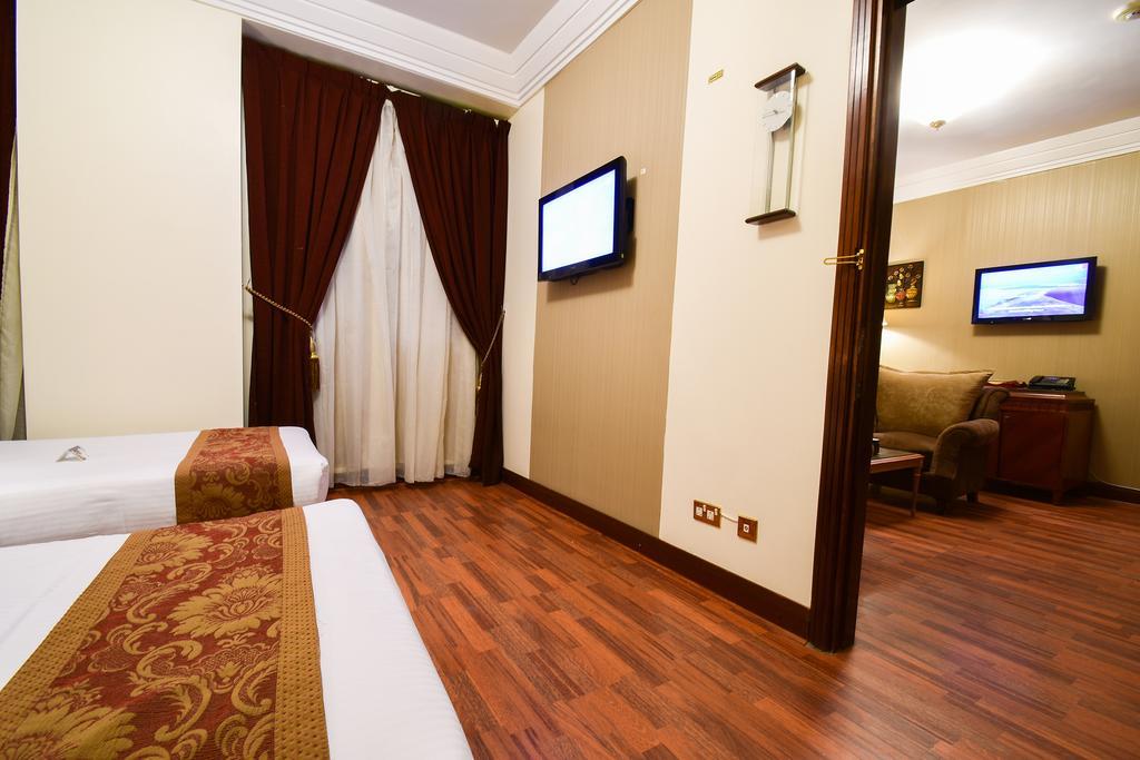 Al Ansar Golden Tulip Hotel Medina Exterior photo