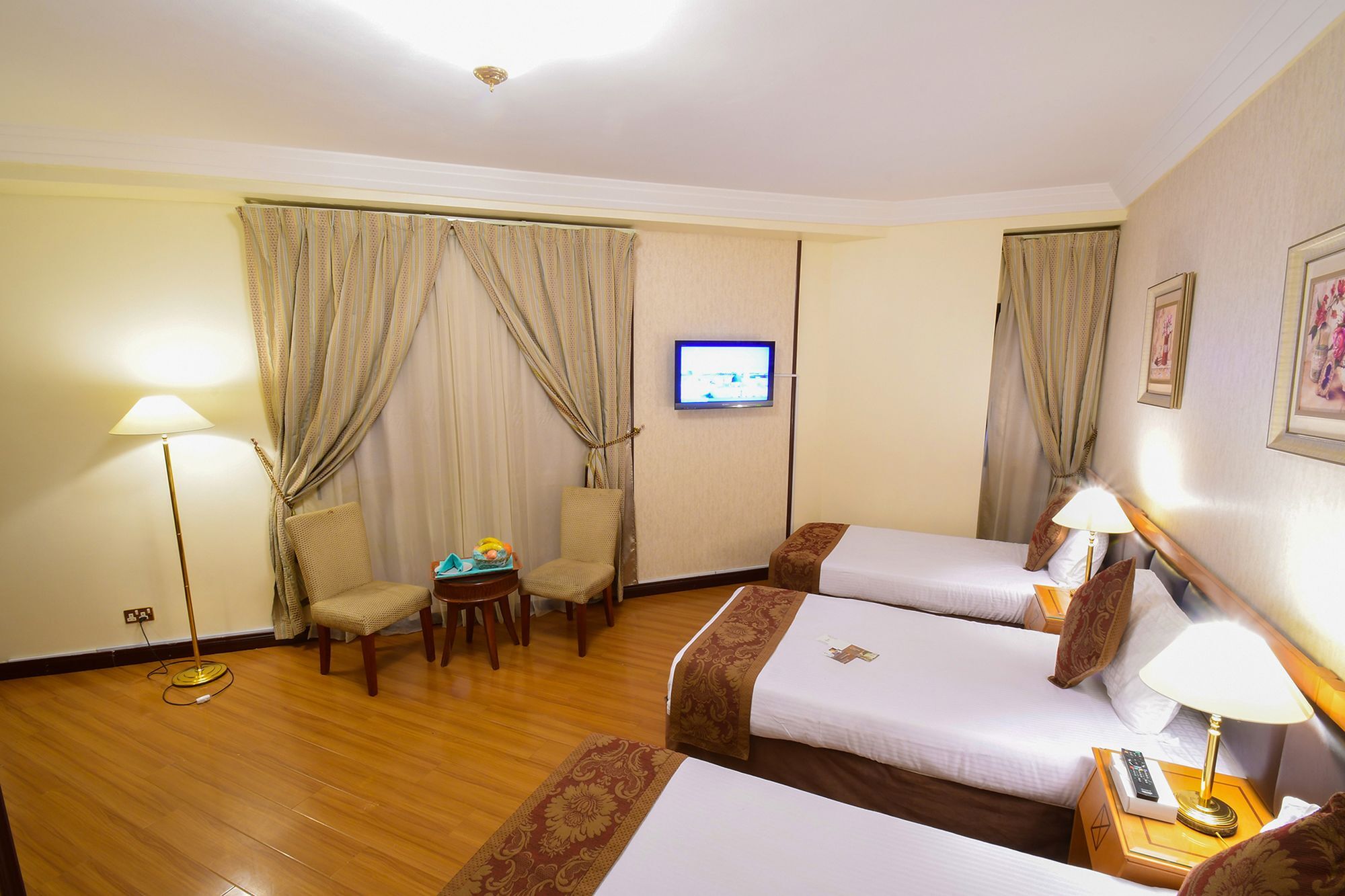 Al Ansar Golden Tulip Hotel Medina Exterior photo